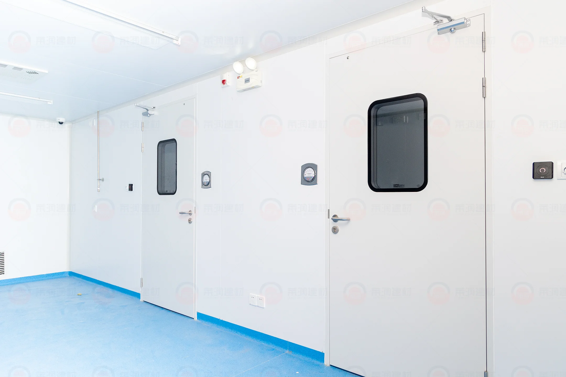 Silica rock sandwich panel